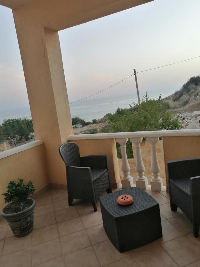 Al Faro Bed & Breakfast Realmonte Bagian luar foto