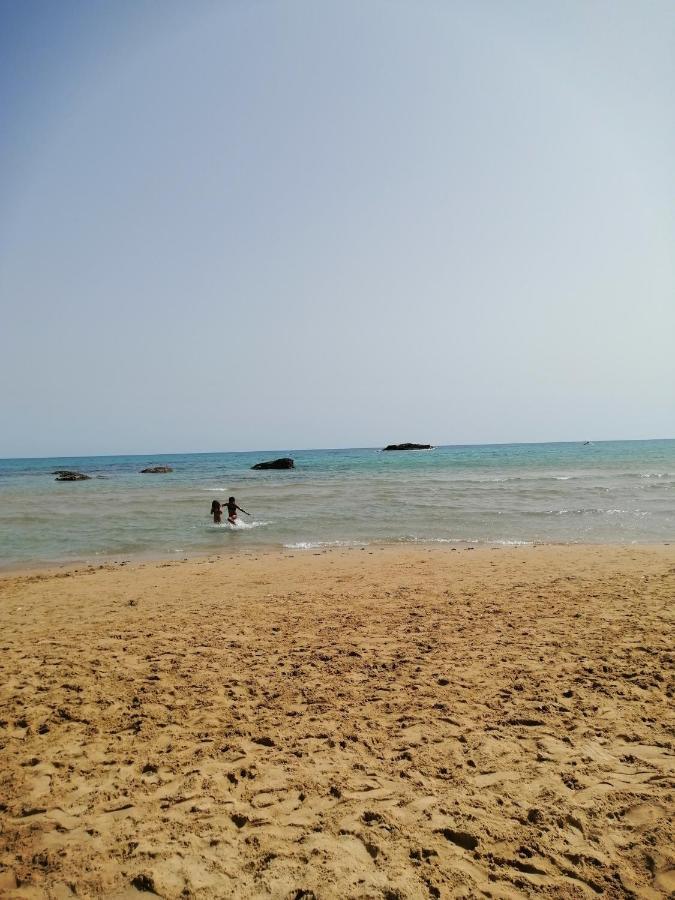 Al Faro Bed & Breakfast Realmonte Bagian luar foto