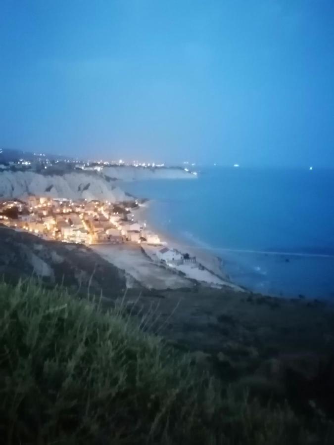 Al Faro Bed & Breakfast Realmonte Bagian luar foto