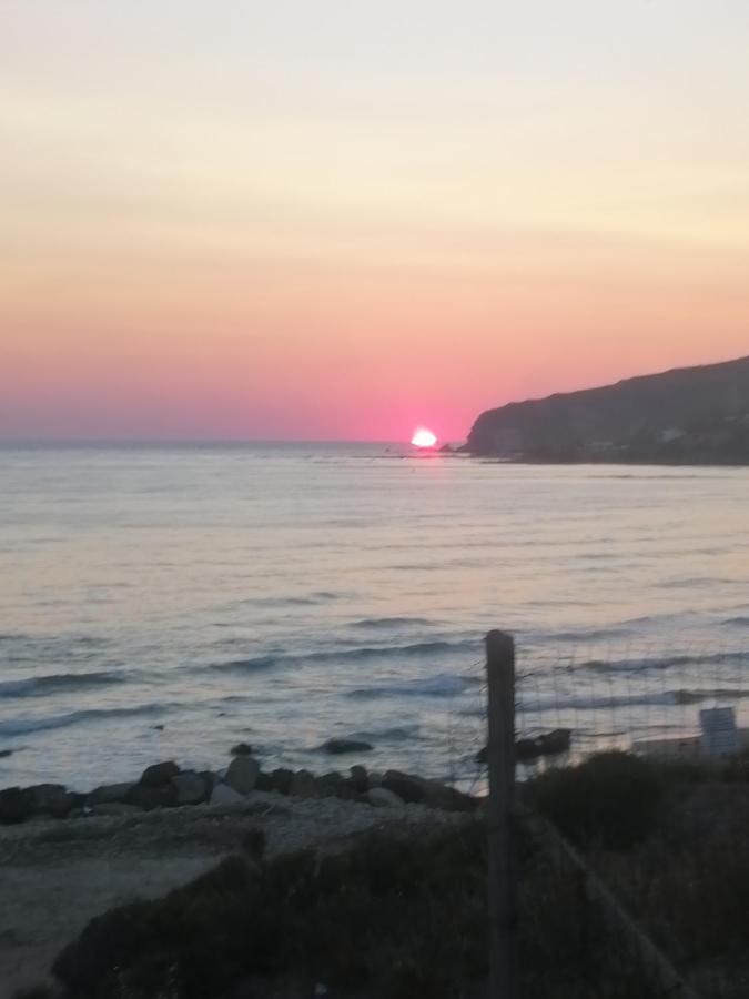 Al Faro Bed & Breakfast Realmonte Bagian luar foto
